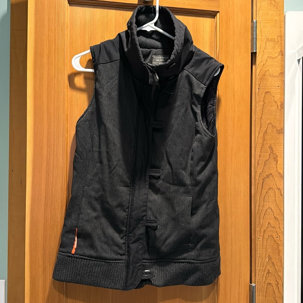 Icebreaker merino vest Women’s medium